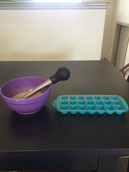 ice cube tray